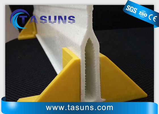 품질  Triangle Shaped Fiberglass Profile Pultruded Composite Beams For Truss Support 공장